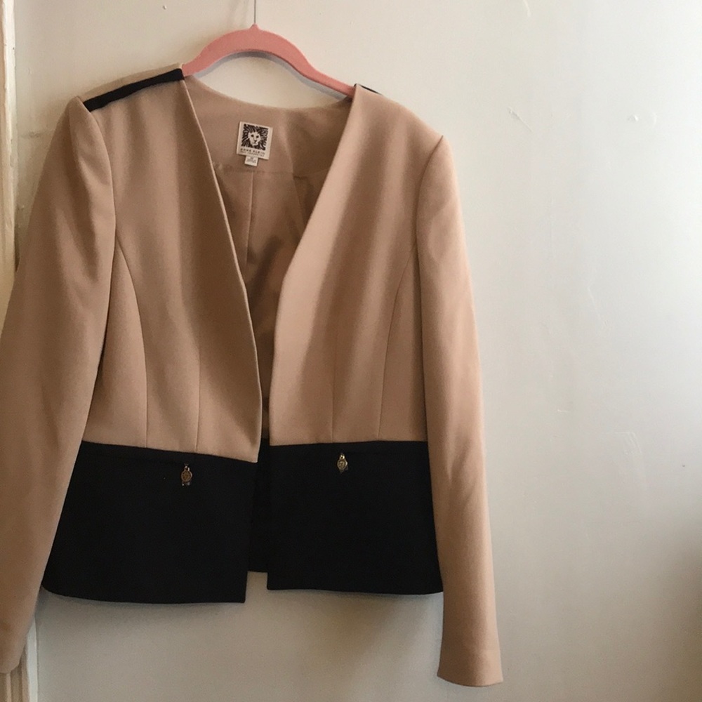 Anne Klein Tan & Black Blazer Jacket
